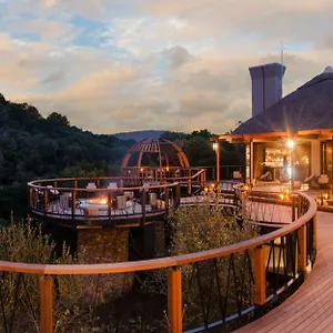 Shamwari Eagles Crag Port Elizabeth